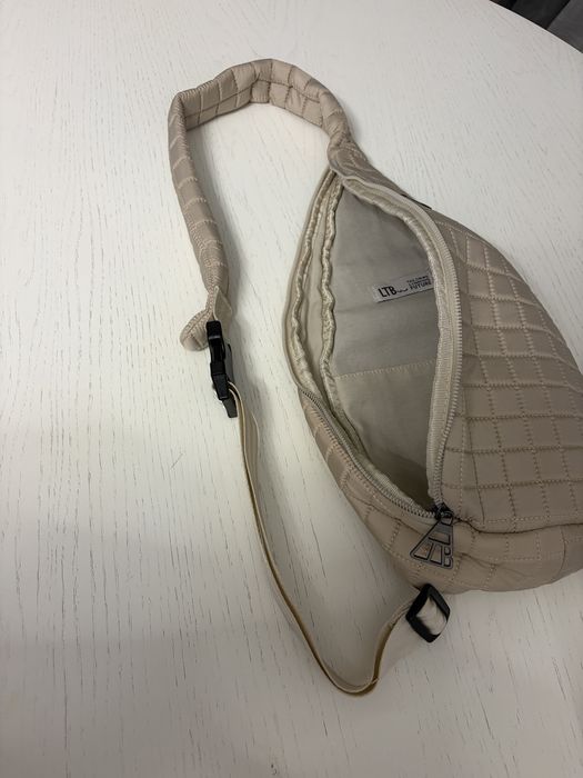 Rucsac crossbody