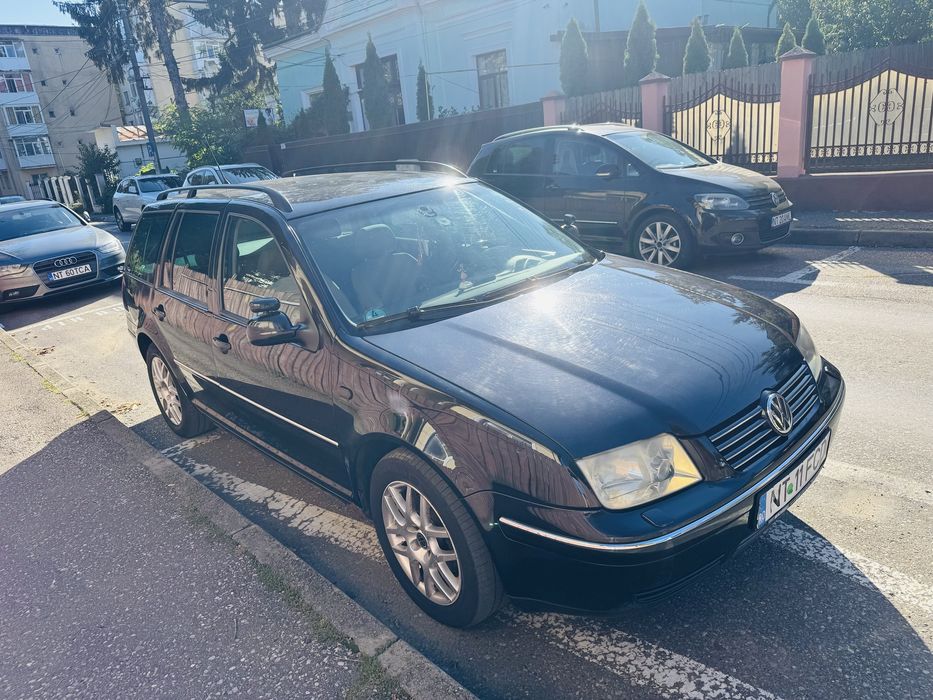 Se vinde Volkswagen Bora!!