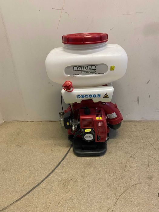 110108	Пръскачка моторна 2.2kW (3HP) 20L 12m RD-KMD01J