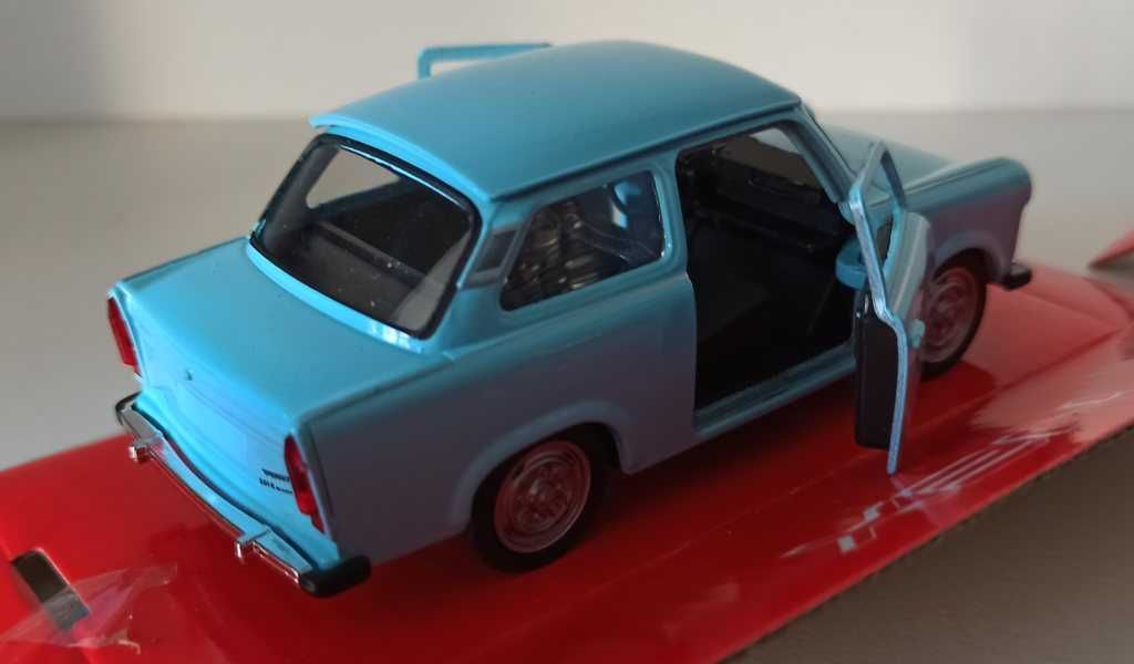 Macheta Trabant 601 - Welly 1/36 noua