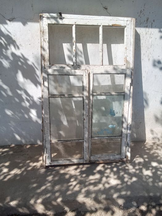 Дераза эшик Бир жойга сотилади нархи 200