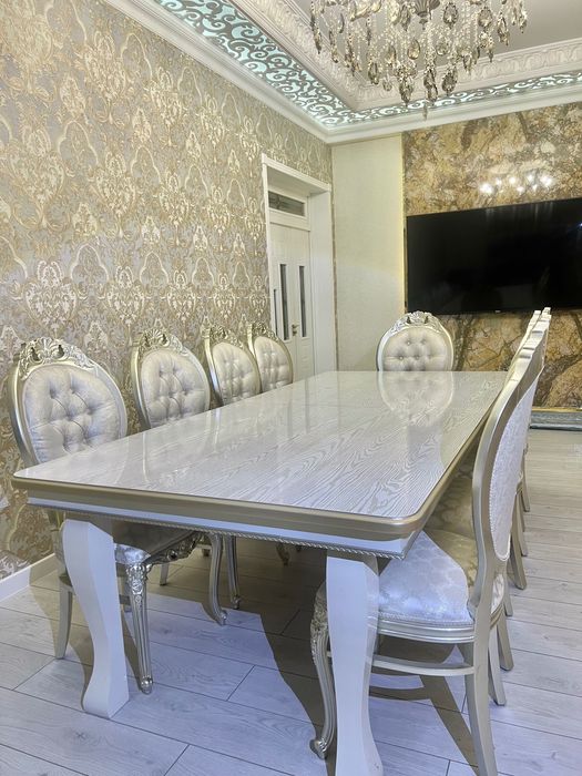 Мехмонхона учун стол ва стул