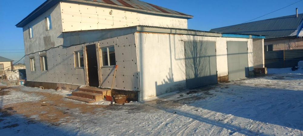 Продам коттедж с Ы. Алтынсарина. 10 соток земли . Общая площадь 273,5