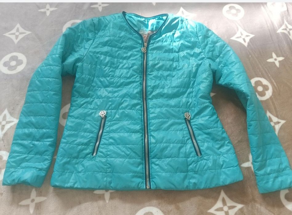 Продается      куртка