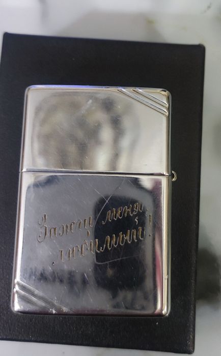 Продаются зажигалки Zippo