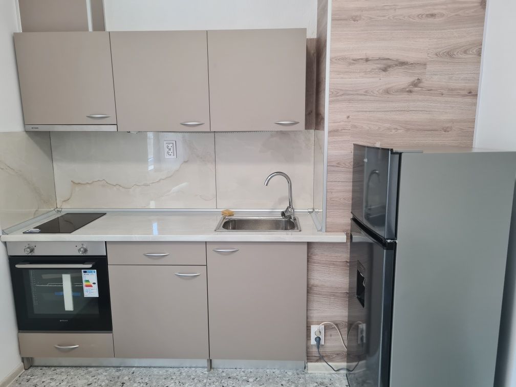 Дава се под наем Двустаен апартамент в Асеновград - 50 кв.м за 306 € - Снимка #10