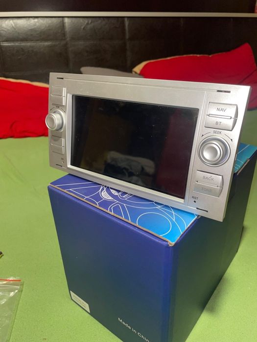 Vând navigatie ford Kuga 1 (2009