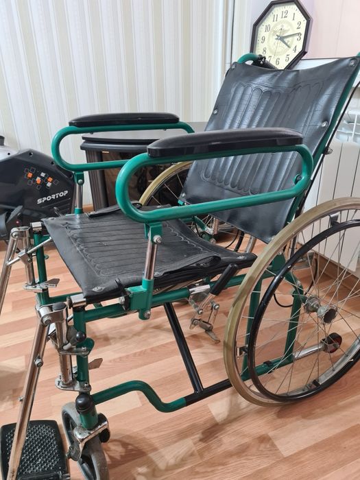 Инвалидная коляска