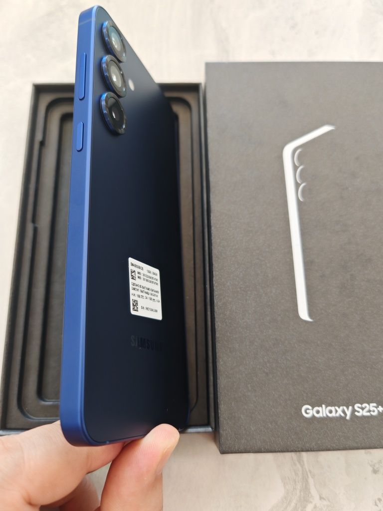 Samsung Galaxy S25+ Plus 12/256GB New