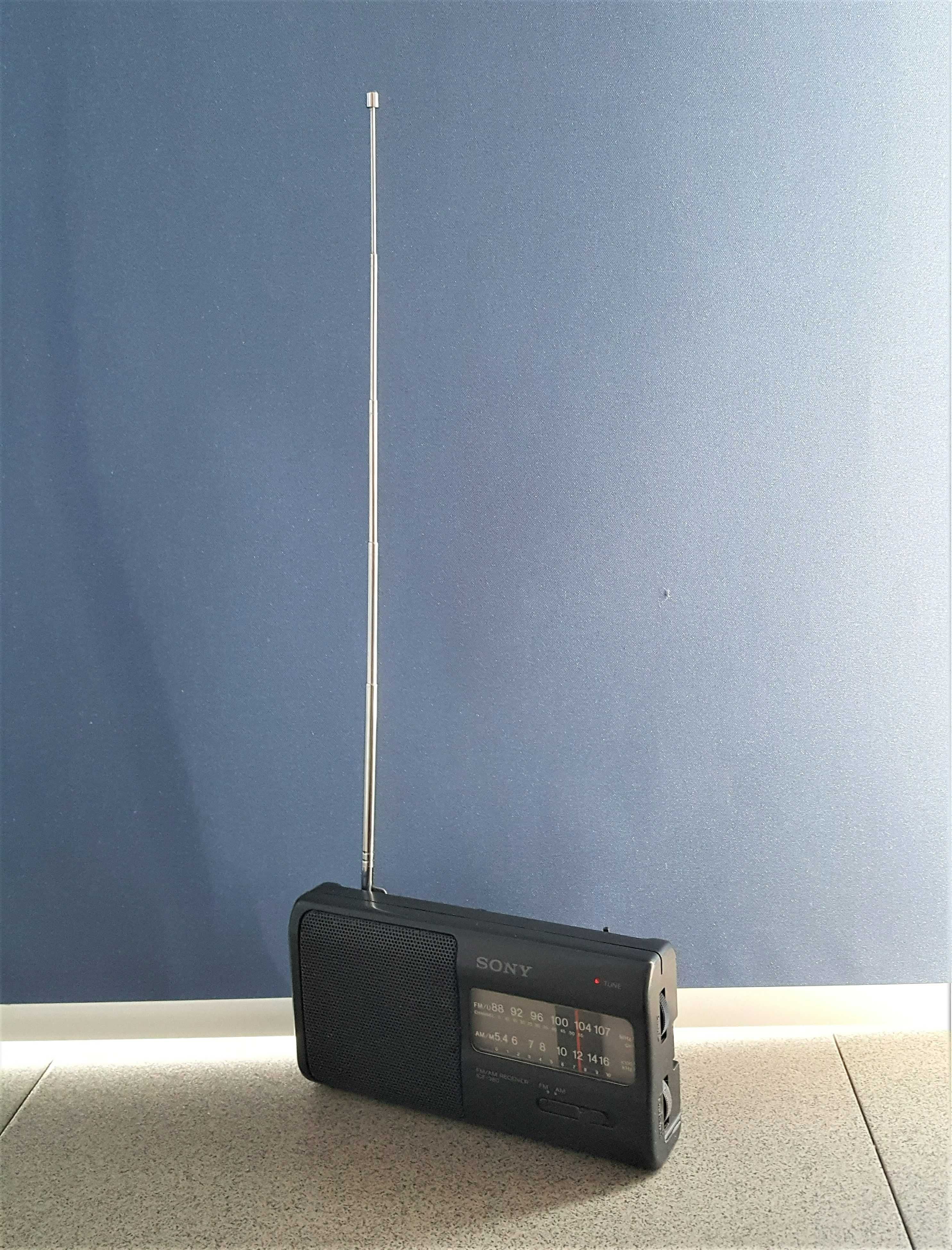 Radio Sony ICF 380, functional!