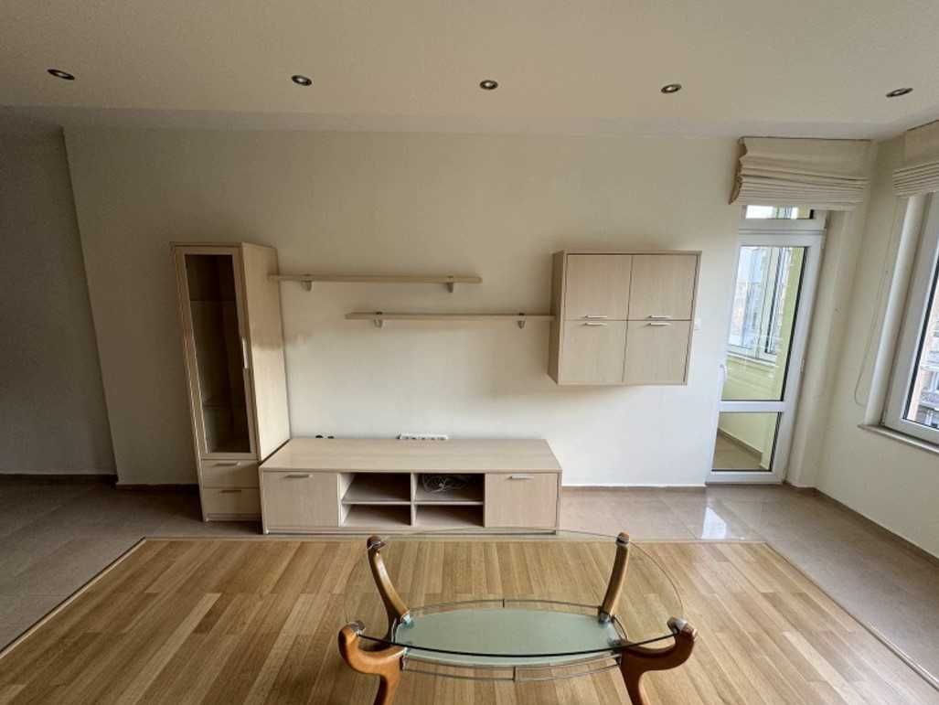Дава се под наем Тристаен апартамент в София, Център - 100 кв.м за 816 € - Снимка #4