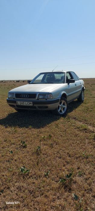 Продаю ауди б4 в хорошем состоянии