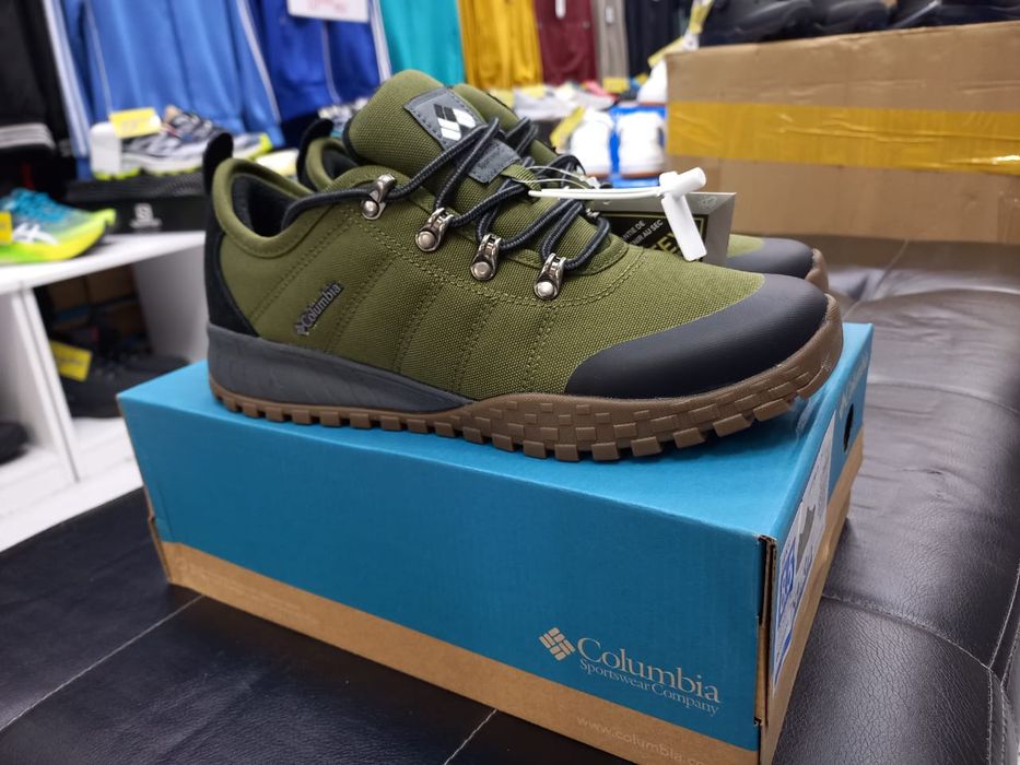 Кроссовки утепление