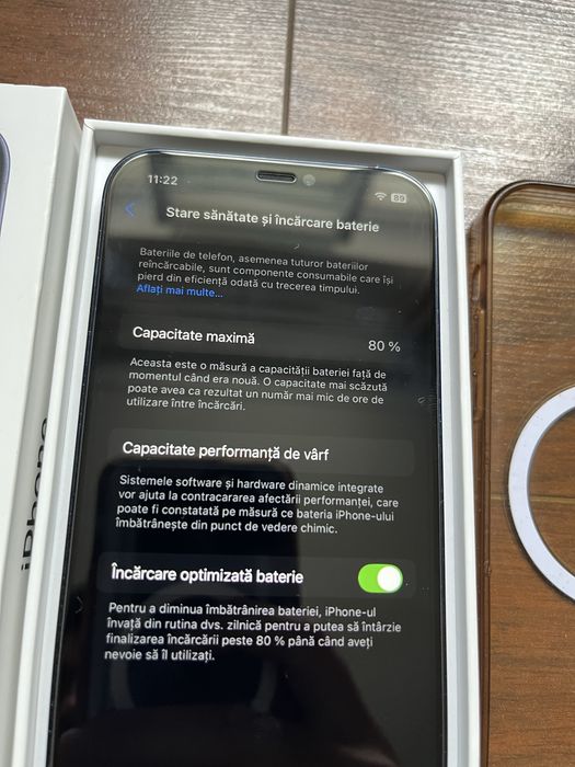 Iphone 12 64 GB 80% baterie