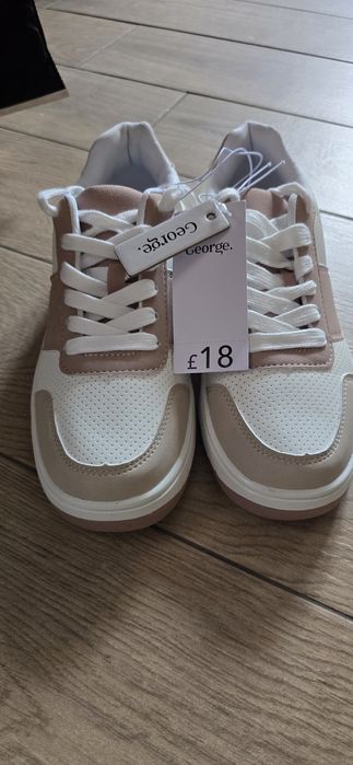 37 номер кецове Джордж Англия