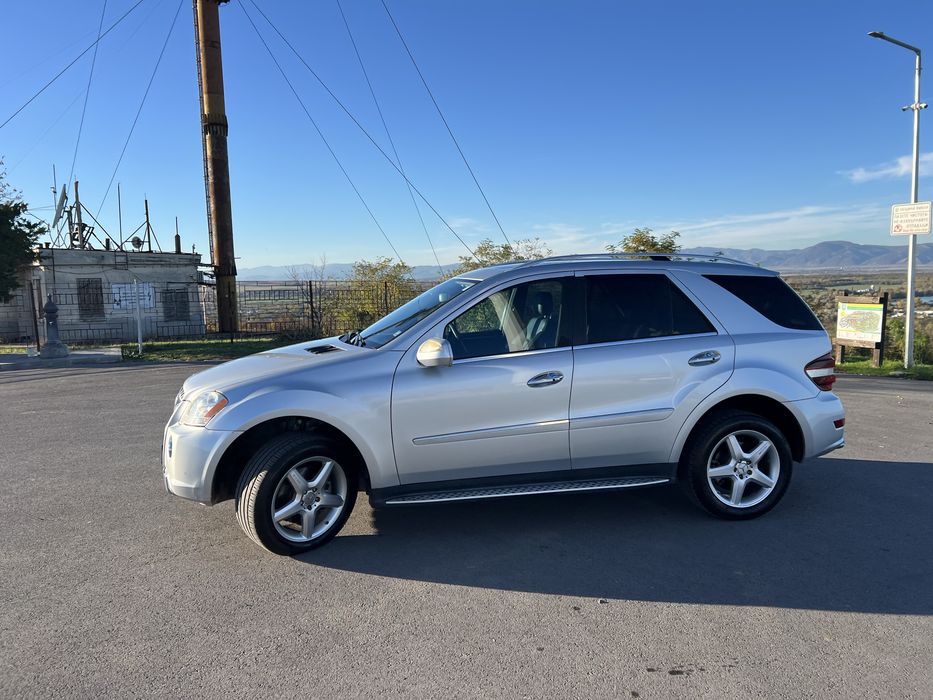 Mercedes ML 550 AMG Face 2009