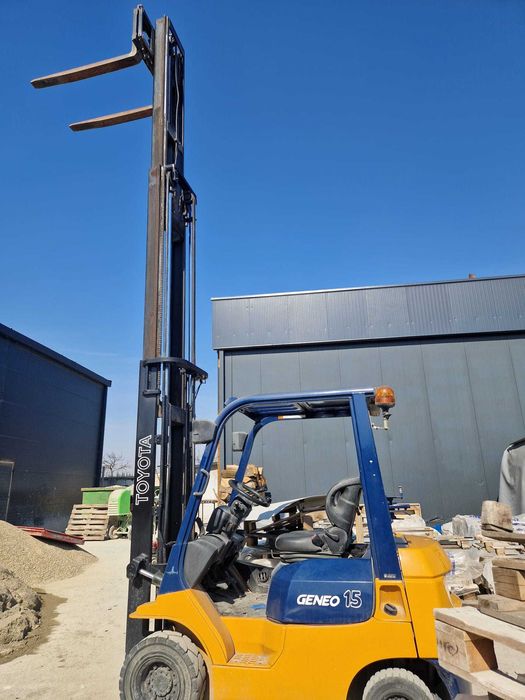 Stivuitor 1,2 TONE FREELIFT TOYOTA, forklift GENEO 15