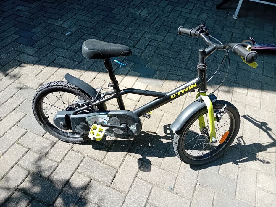 Vând bicicleta copii în stare bună