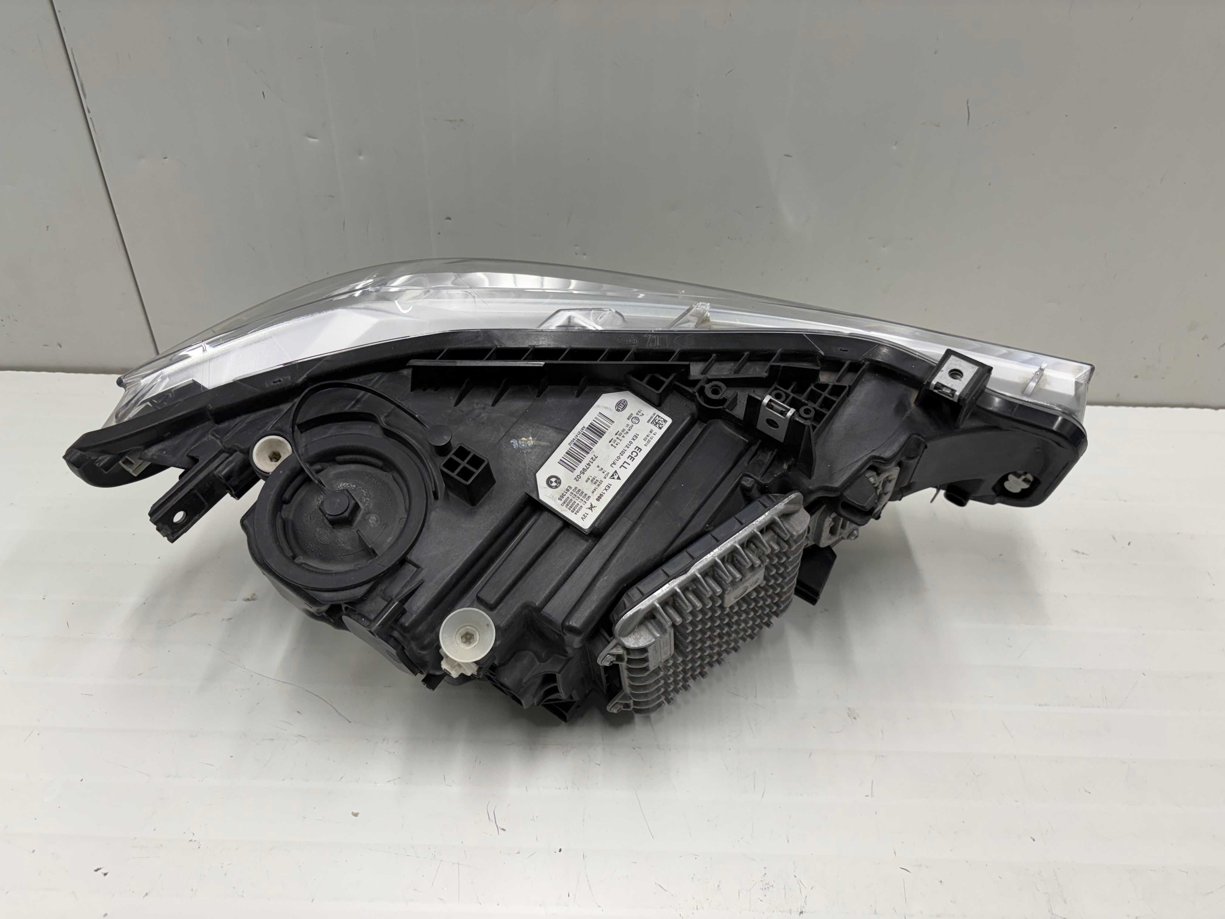 Ляв Лед фар за БМВ Ф30 Ф32 фейслифт BMW F30 LCI F31 LCI