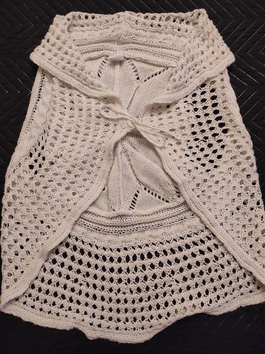 Дамско плетено елече