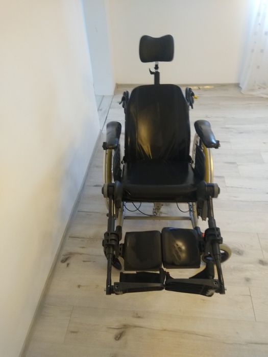 Fotoliu scaun rulant  dizabilitati