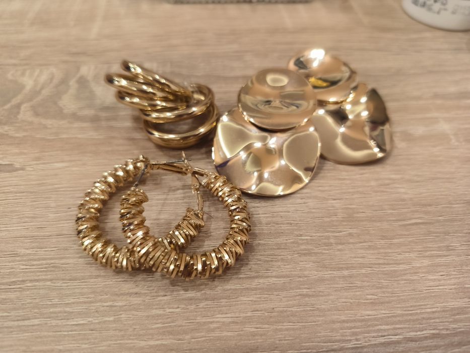 Обеци от медицинска стомана