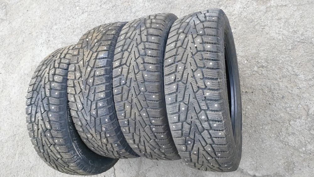 Продам резины 185/60 Р15 в отличном состоянии