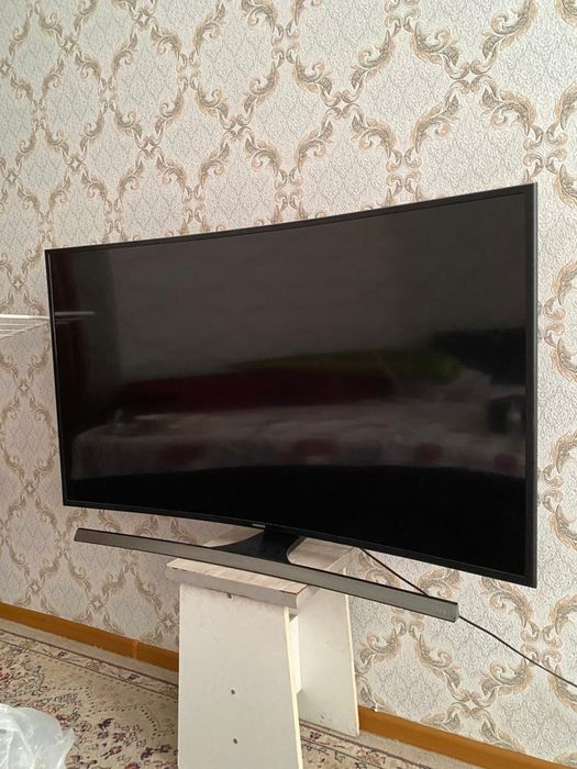 Смарт тв 127см большой