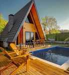 Vand case si cabane din lemn tip casa sau Aframe