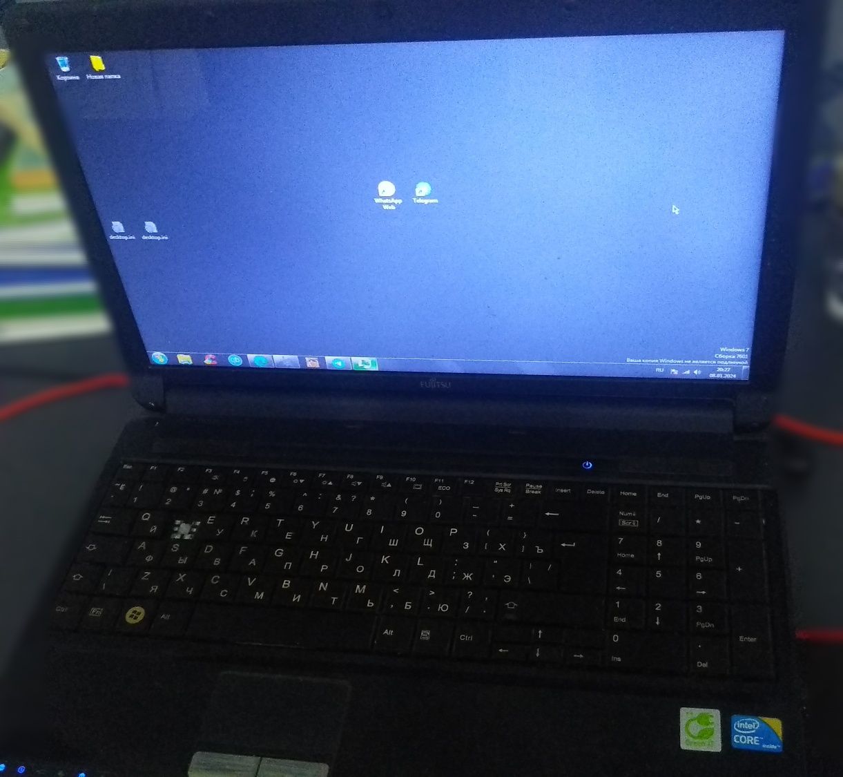 Ноутбук Fujitsu Lifebook AH530