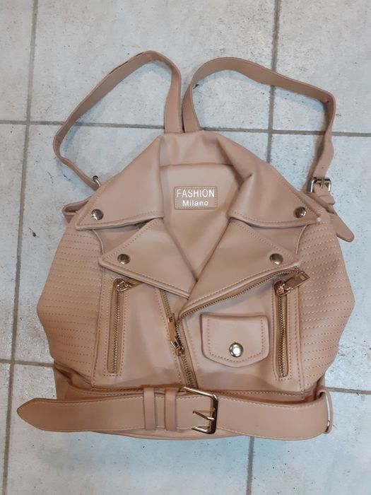 Дамска италианска кожена раница