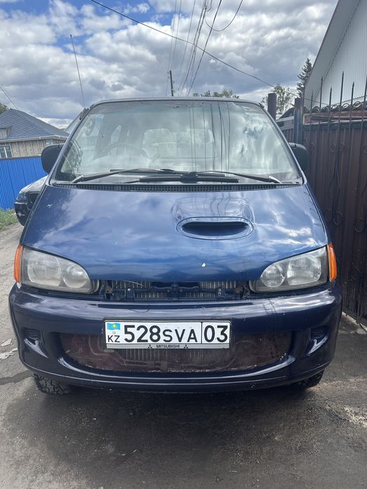 Продам Mitsubishi delica 2.8 дизель