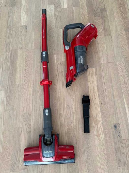 Aspirator vertical Daewoo 9 in 1 RSH-310GR Hepa stare foarte buna