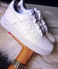 Adidasi Nike Air Force 1 Low White