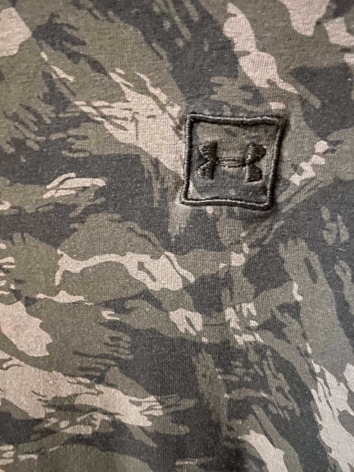 Camouflaged Under Armour T-shirt