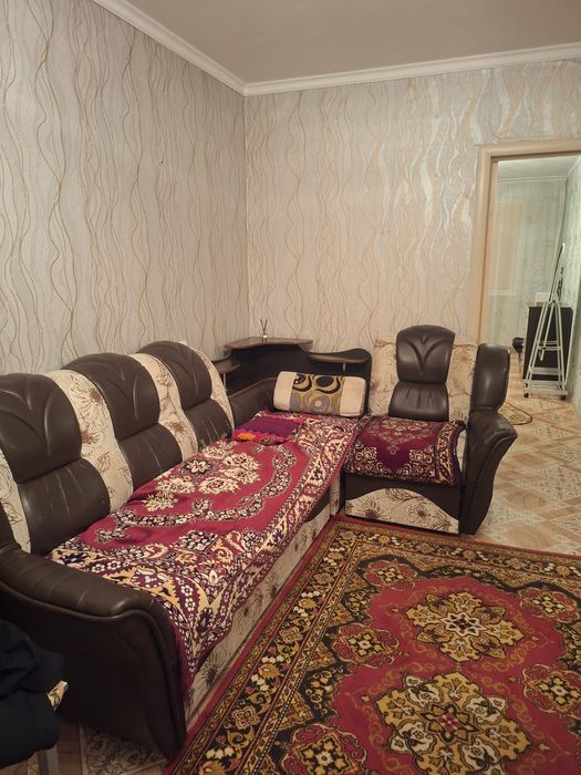 Продам диван в хорошем состоянии