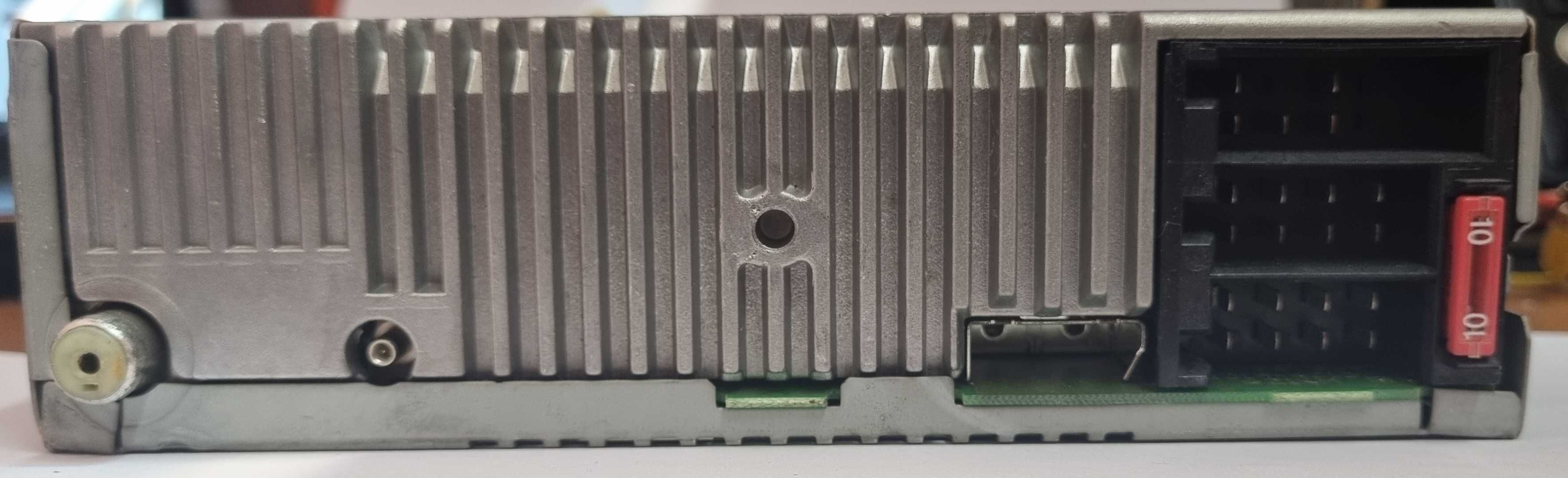 Оригинално радио Mercedes Audio 10 BE6021