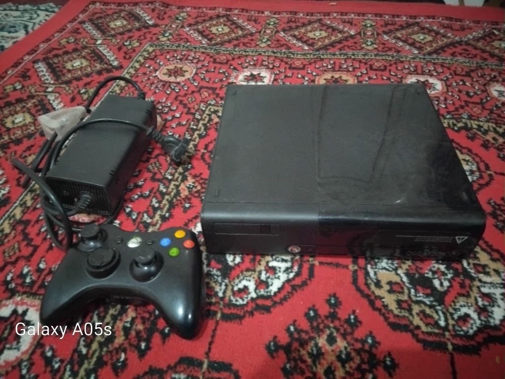 XBOXS 360 sotilad