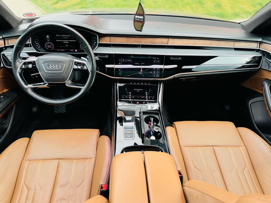 Audi A8 / 2019 / 3.0 diesel  / quattro / distronic