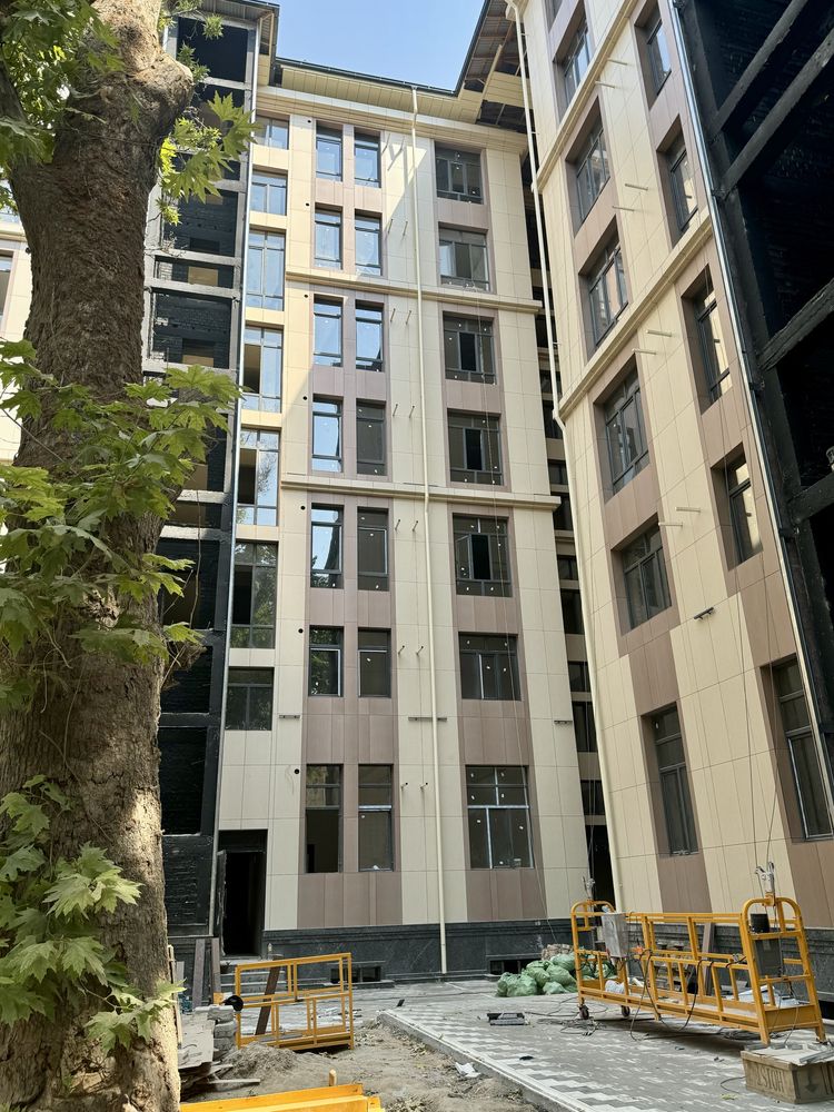 Продается 3- комнатная квартира, ориентир Азиз бозор