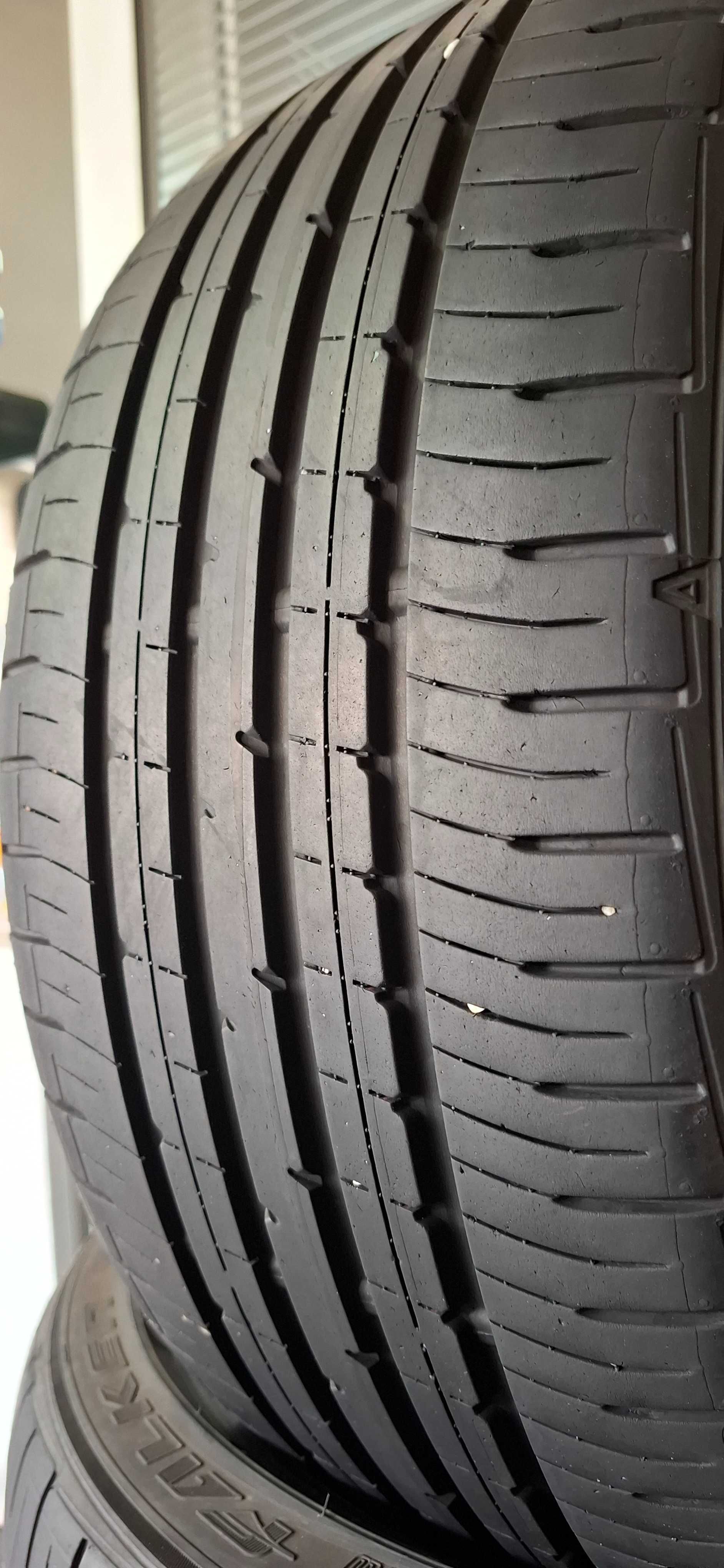 4бр. 225/40/18 Falken 6.3mm грайфер, дот 23г.Безплатен монтаж