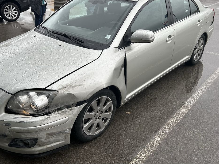 Тойота Авенсис 1.8 бензин 2008 на части