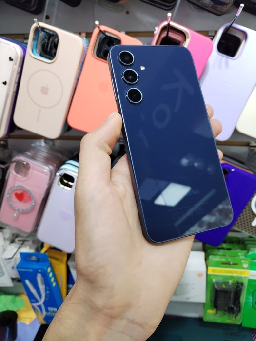 Samsung A35 5G 8/256 ideal