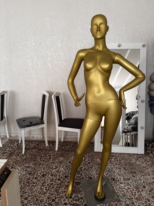 Манекен для бизнеса