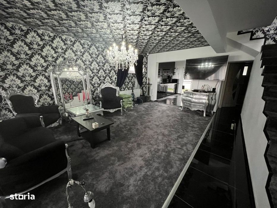 Triplex dispus pe 3 nivele, zona Teilor cu garaj subteran