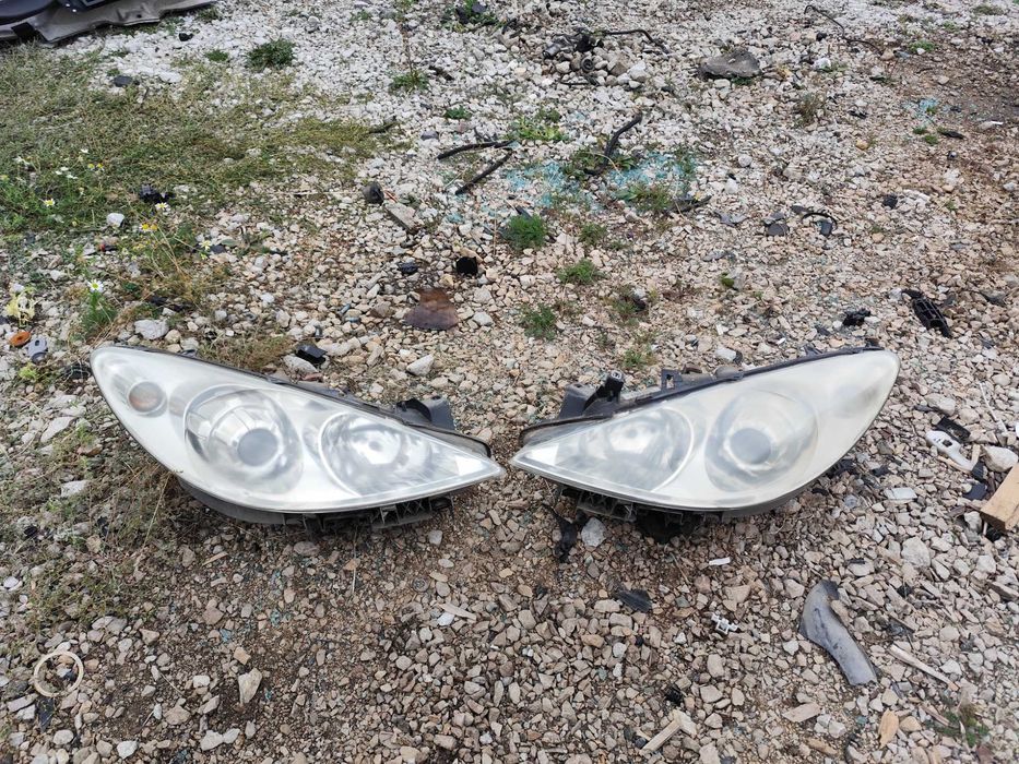 Фарове Пежо 307 Фейс