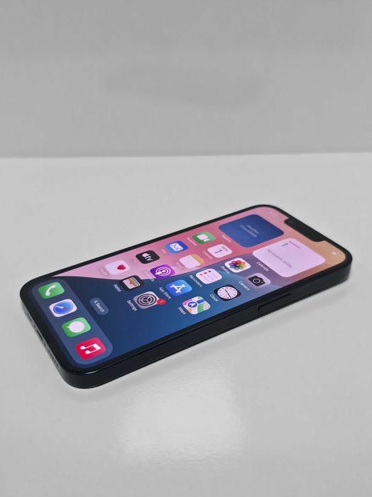 iPhone 13 128GB Midnight