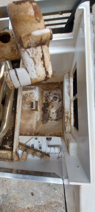 Reparatii/igienizare masini de gheata, fulgi, cuburi