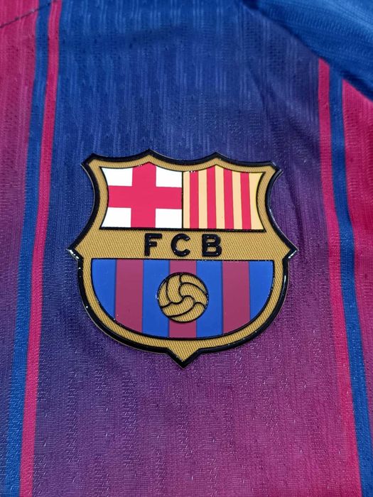 Тениска на Барселона - сезон 2025/26
