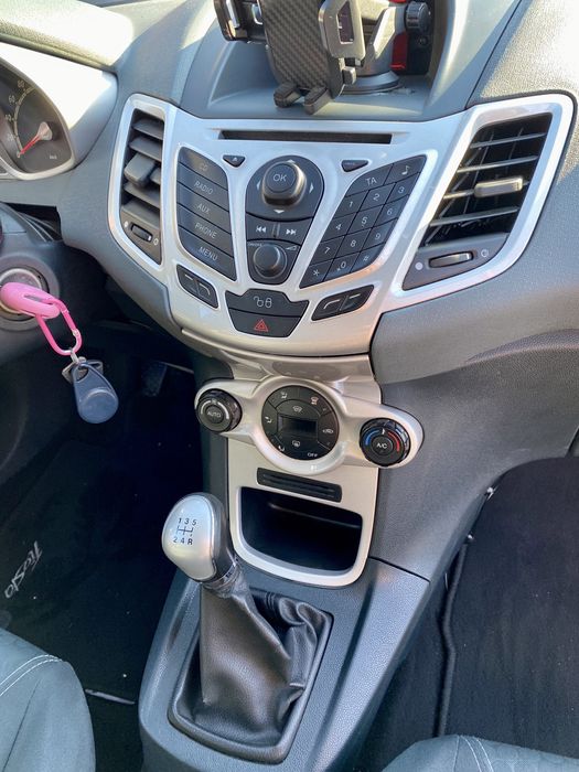 Ford Fiesta 2009 – 1.6 TDCi, 90 CP, Titanium Diesel